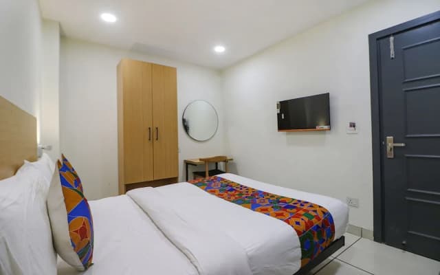 Fabhotel Vanilla - photo 4