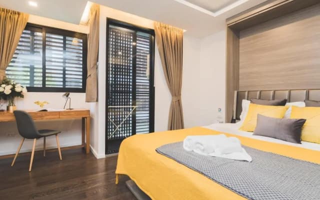 Sukhumvit Asok Modern Suite - photo 4