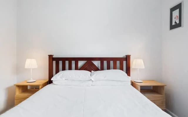 Comfy One-bedroom Unit Between City and Airport - photo 2