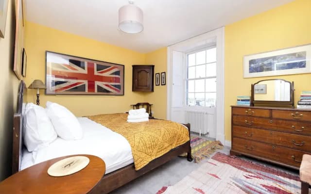 Inviting Flat near City Centre - photo 4