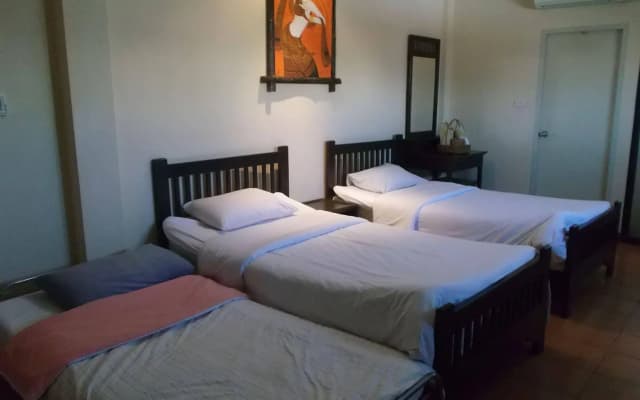 Baan Nam Sai Hotel - photo 5