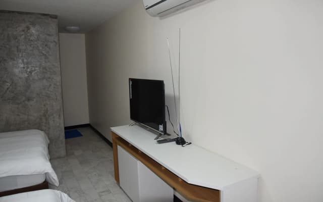 Like Home - Hostel - photo 2