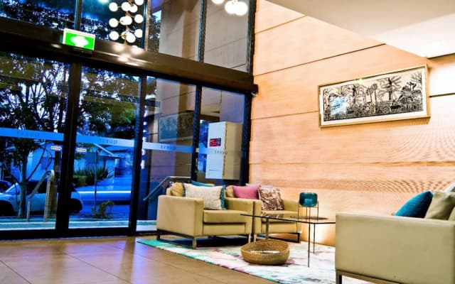 Quest Mascot Serviced Apartments - photo 2