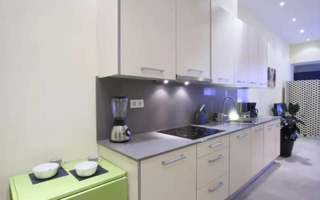 HOMEnFUN Camp Nou Stadium Apartment - photo 3