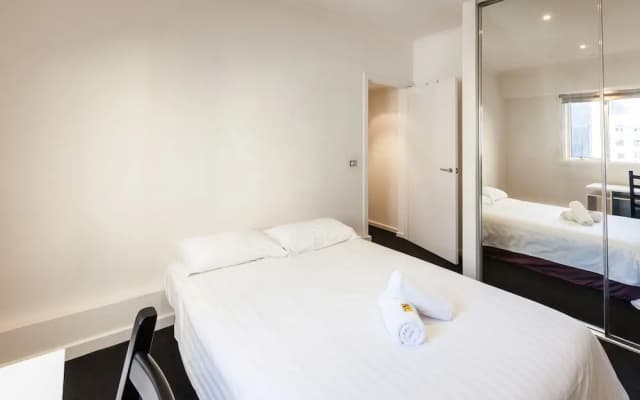 Claude - Beyond a Room Private Apartments - photo 4