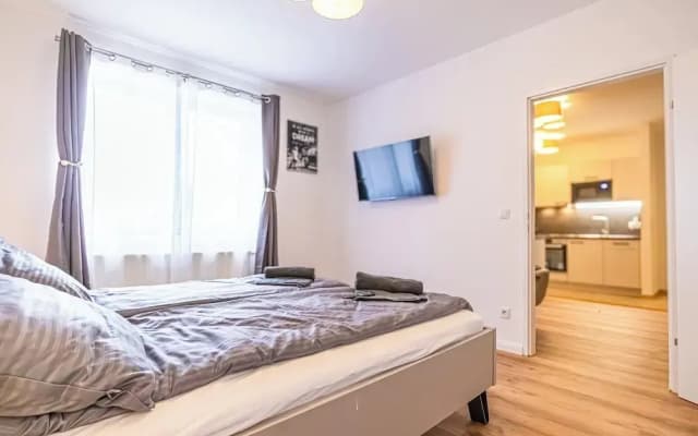 Comfy 2BR 1LR Apartment Donaustadt - photo 2