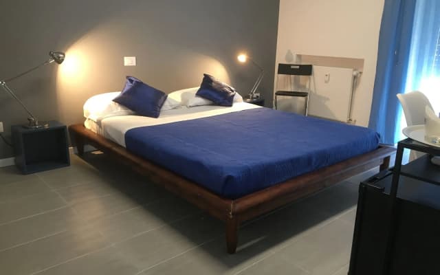 Vatican Central Suites - photo 4