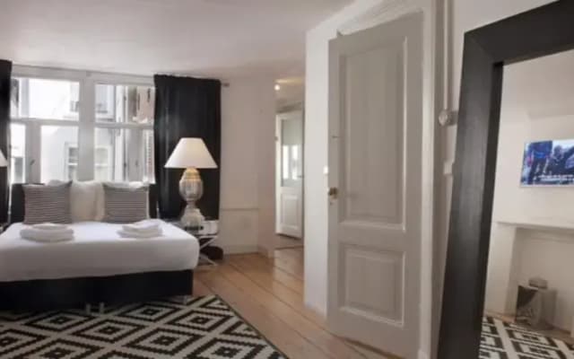 Orange House - photo 2