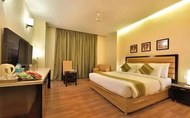 Fabhotel Prime Westend Inn - photo 4