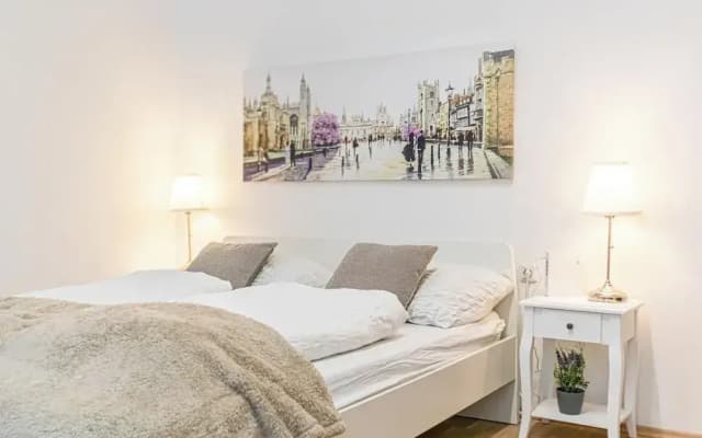 1BR Apt Near Westbahnhof Station - photo 3