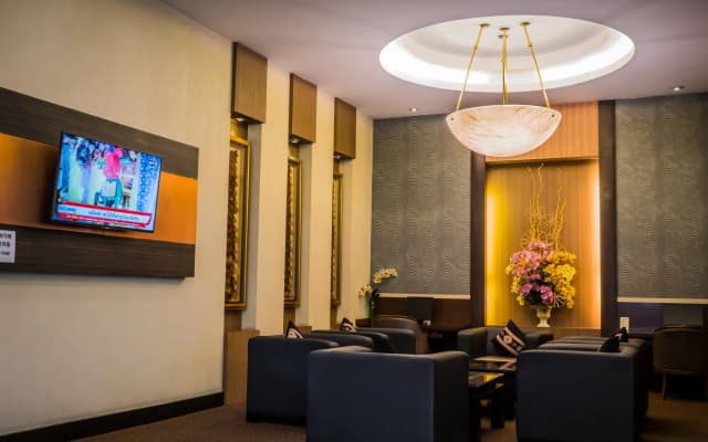 Atrium Boutique Hotel - photo 2