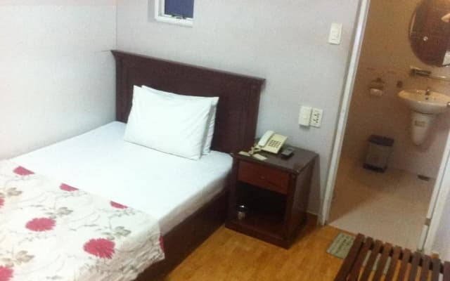 Phu Loc Hotel - photo 5