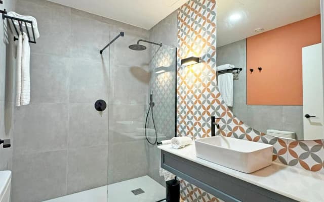 Itc Alcala Norte By Soho Boutique - photo 3