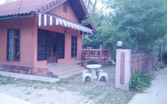 Aree Studio Guesthouse2 - photo 2