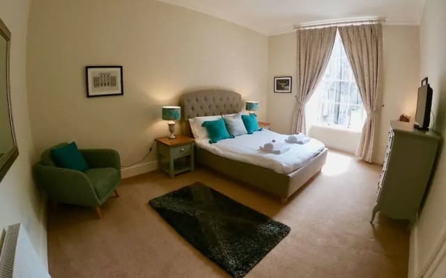 Escape To Edinburgh @ Broughton Place - photo 3