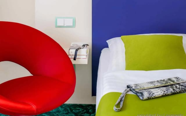 Ibis Styles Berlin an der Oper - photo 4
