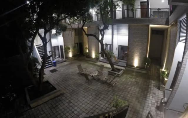 22 Guest House - photo 3