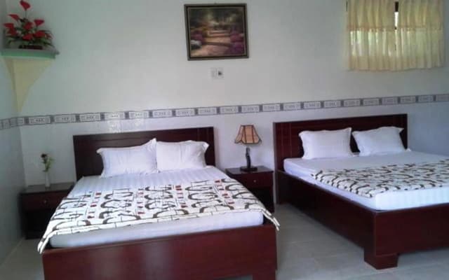 Ha Nga Bungalow - photo 3