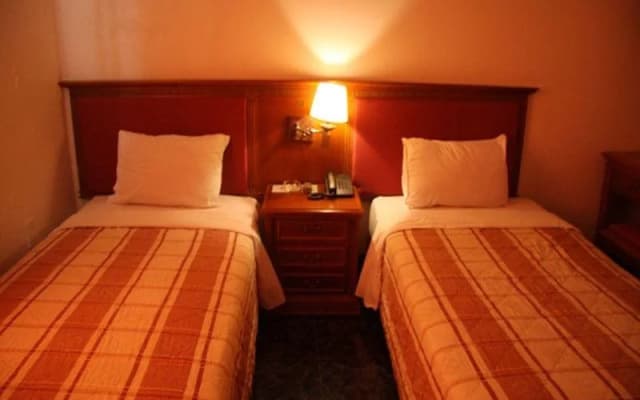 Hoang Long Hotel - photo 3