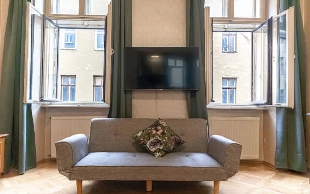 Spacious 4BR Apt Long Stay Friendly - photo 4