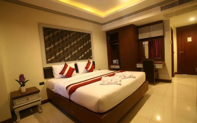 H. Boutique Hotel - photo 2