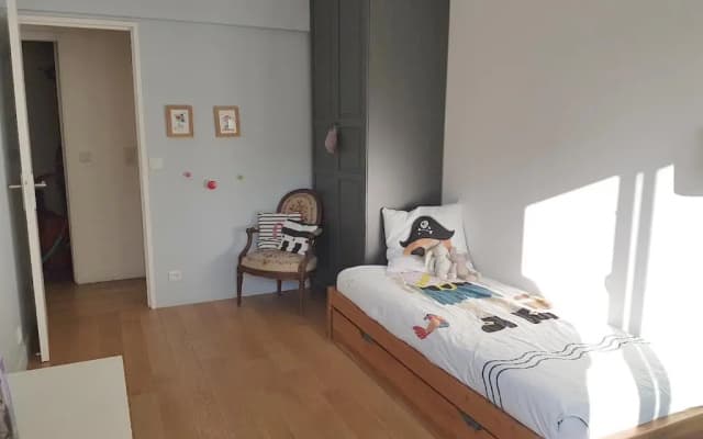 Apartment Family Lenoir CityCosy - photo 5
