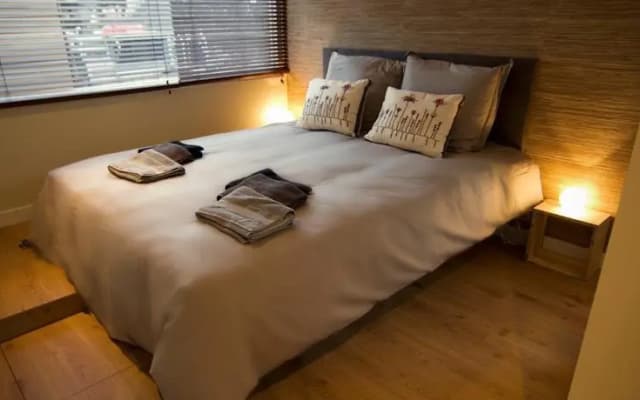 Amsterdam Houseboat - photo 4