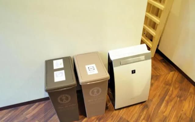 Okubo bnbplus Capsule hotel Mix dormitory - photo 2