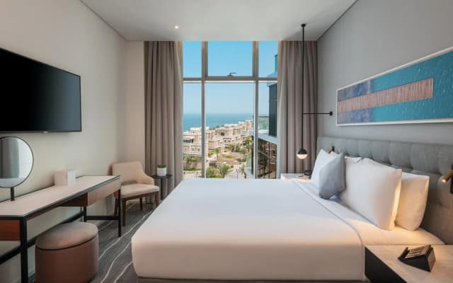 Th8 Palm Dubai Beach Resort, Vignette Collection, by IHG - photo 5