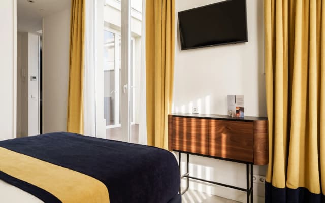 SmartRental Collection Gran Via Centric - photo 3