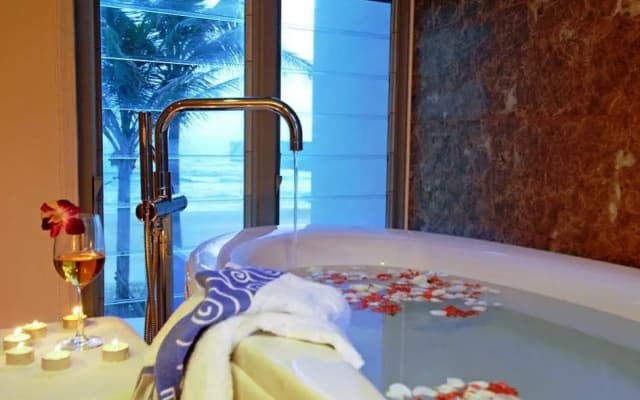 The Luxury Villas Danang - photo 2