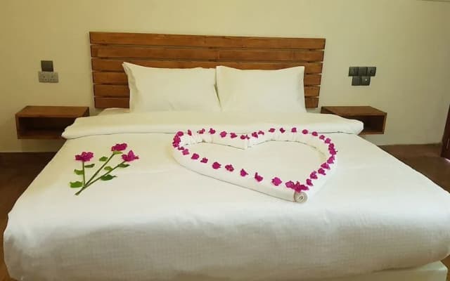 Equator Residence - photo 3