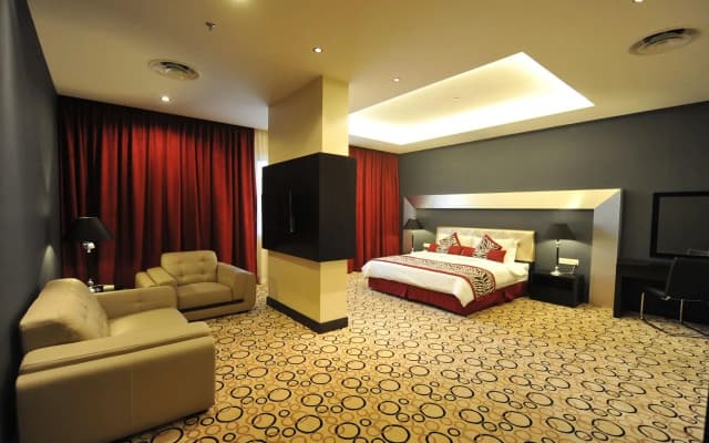 11@century Hotel - photo 5
