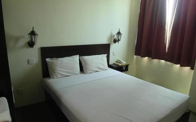 D' Vista Hotel - photo 2