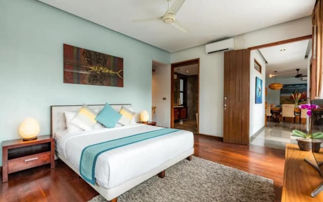 Mary's Beach Villa 3 Bedroom - photo 3