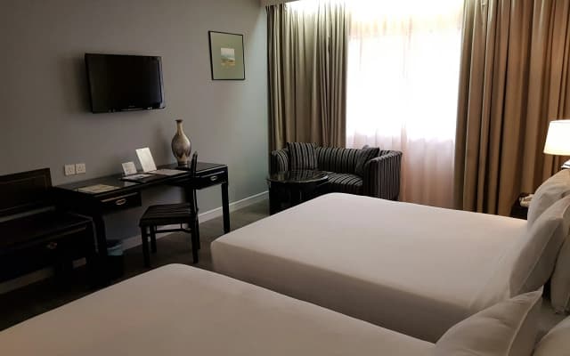Bayview Hotel Melaka - photo 4