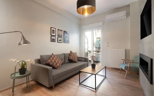 LIV - Cozy Urban Apartment in Pagrati - photo 2