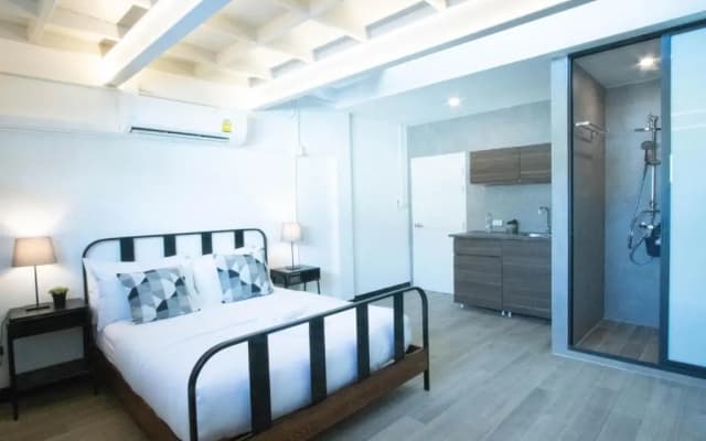 Airee Premier Residence - photo 5