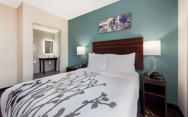 Sleep Inn Brooklyn - Sheepshead Bay - photo 4