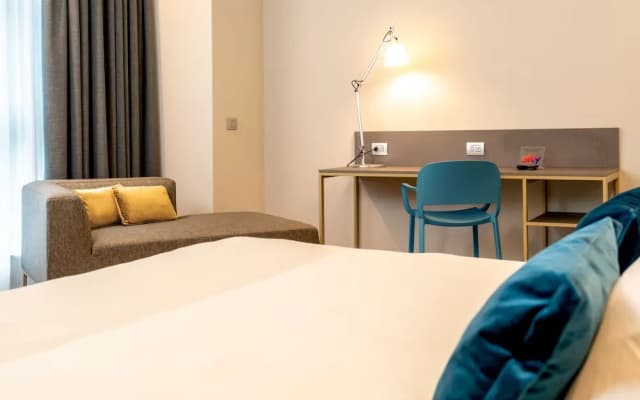 Sleep Tide Apartments - photo 5
