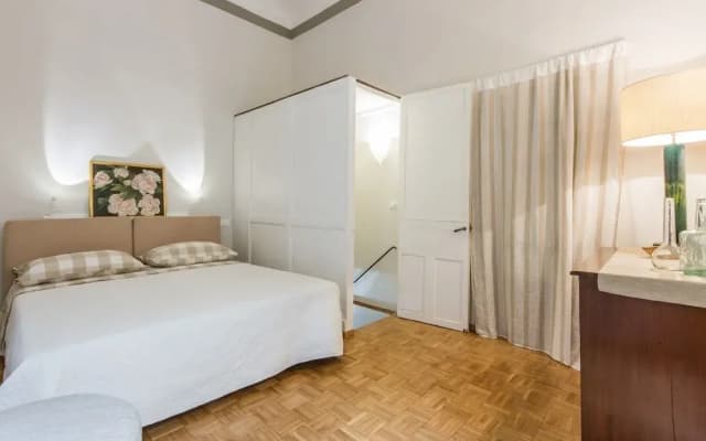 Pandolfini Courtyard - photo 2