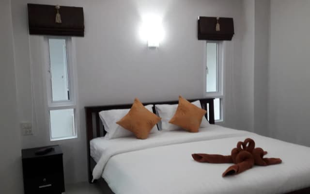 Tamarind Twin Resort - photo 4