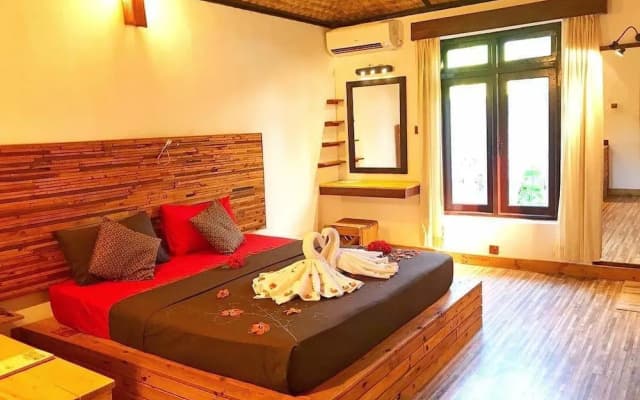 Yonder Retreat Folhudhoo - photo 4