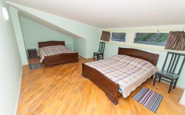 Hostel Vake Garden - photo 2