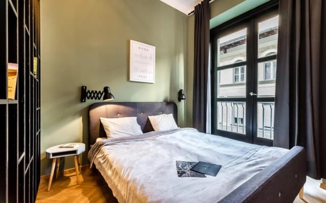 BpR Emerald City Apartment - photo 2