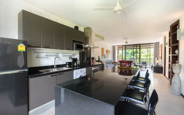 Luxury Penthouse Condo - photo 2