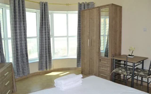 BRK - Modern studio with balcony IN JLT - photo 3