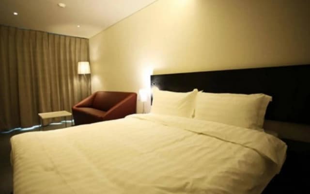 I.T.W. Hotel - photo 3
