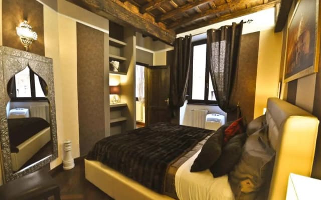 Treasurerome Spanish Steps Family 4BR - photo 2