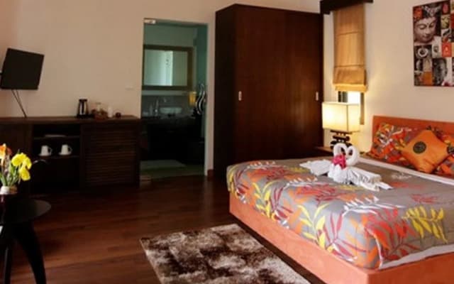 Kaimook Hill Bed and Breakfast Phuket - photo 3